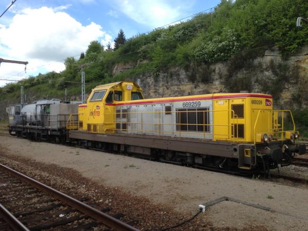 En gare d'Argenton sur Creuse (36)
