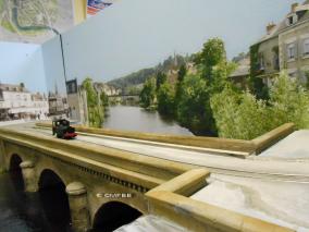 Pont sur la Creuse en direction centre-ville